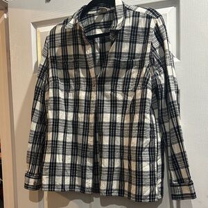 Duluth Trading Co Black and White Plaid Button Down Shirt